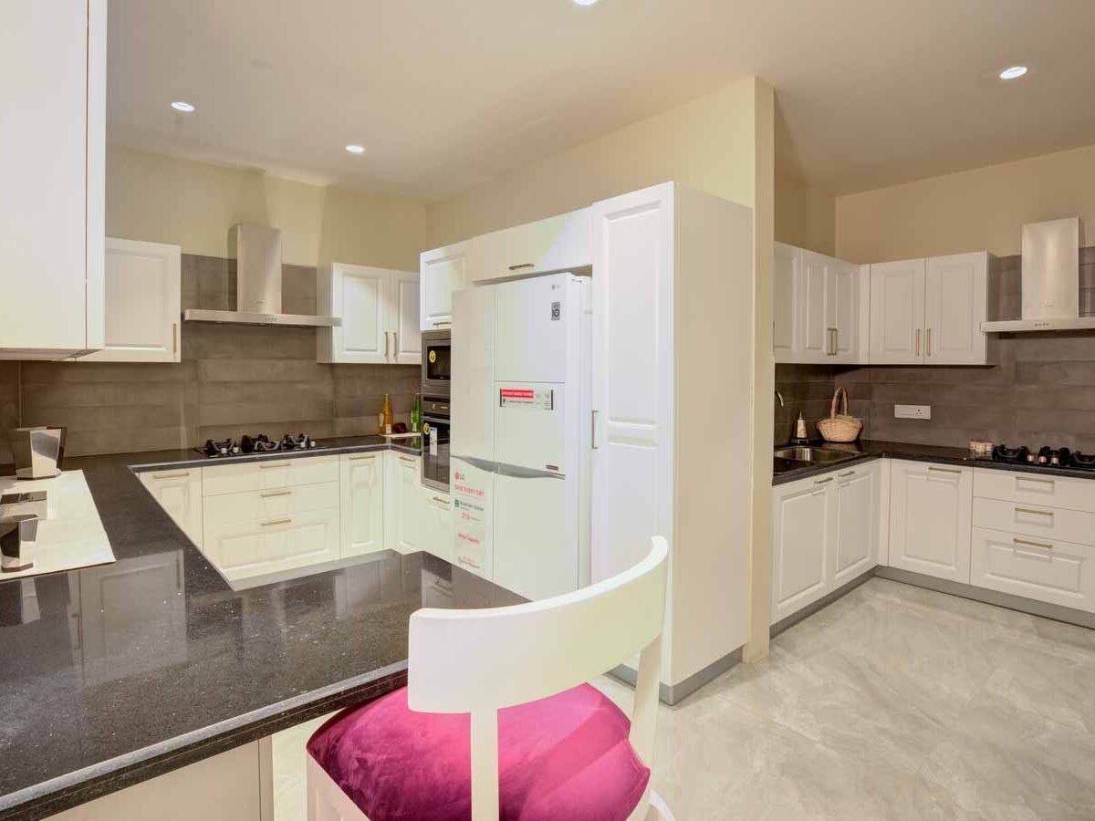 Marbella Grand-Contemporary-Modular-Kitchen